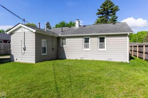 Exterior - 1816 Saint Clair, Algonac, MI 48001 photo 6 of 6