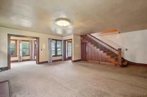Living - 132 E Michigan, Clinton, MI 49236 photo 3 of 4