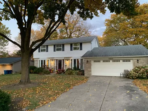 11211 Brookshire, Grand Blanc, MI 48439