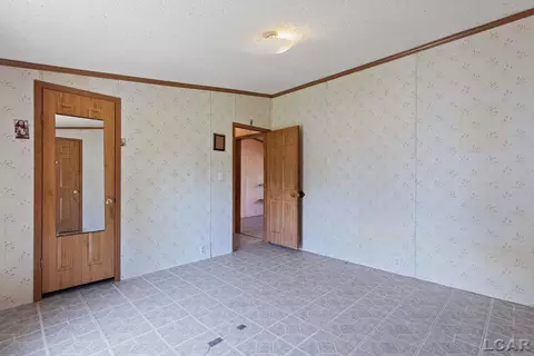 Bedroom - 943 Howell, Adrian, MI 49221 photo 6 of 6