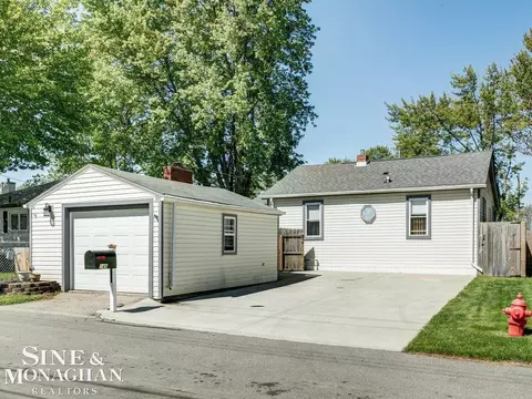 149 Kenyon Rd, Algonac, MI 48001 photo 5