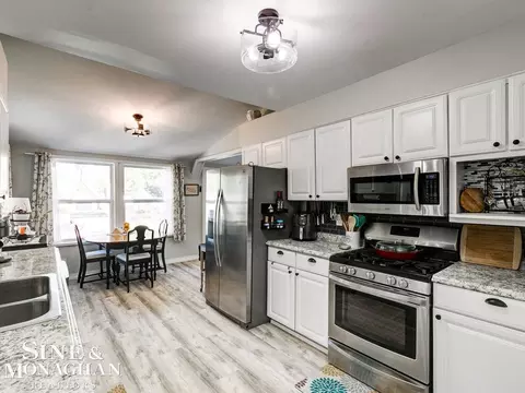 149 Kenyon Rd, Algonac, MI 48001 photo 9