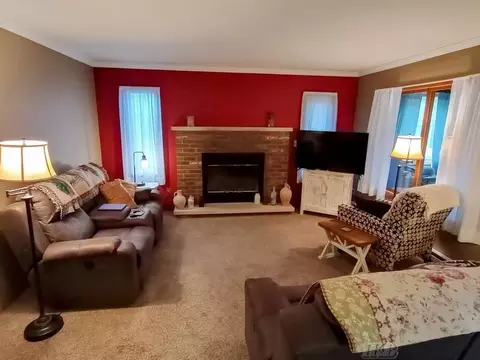 Living - 3809 Peninsular, Gladwin, MI 48624 photo 1 of 4