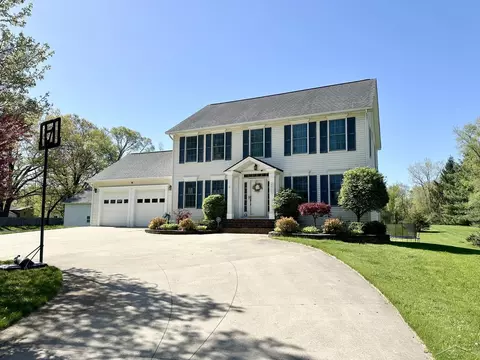 4000 White Lk, White Lake, MI 48383