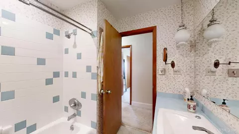 Bath - 7 Seventh, South Range, MI 49963 photo 2 of 5