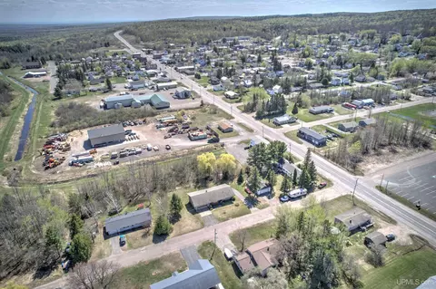 View/Area - 7 Seventh, South Range, MI 49963 photo 2 of 4