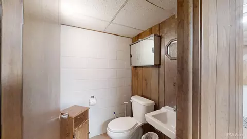 Bath - 7 Seventh, South Range, MI 49963 photo 5 of 5