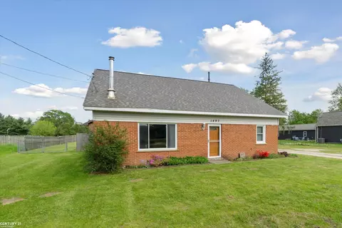 1497 Parke, Rochester Hills, MI 48307