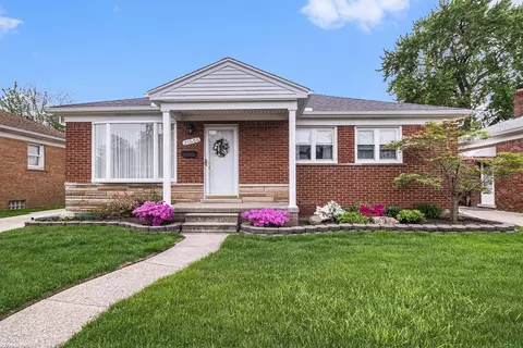 21606 Sunnyside, Saint Clair Shores, MI 48080