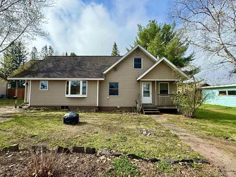 730 Elliott, Ishpeming, MI 49849