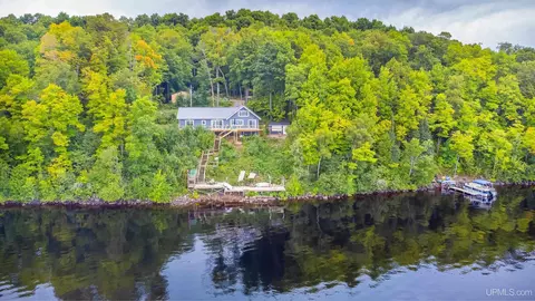 106 Green, Michigamme, MI 49861