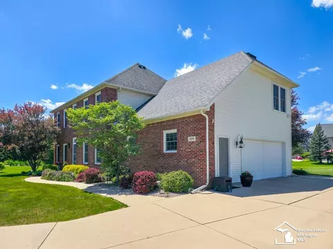 979 Tottenham, Monroe, MI 48161 photo 33