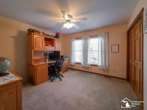 979 Tottenham, Monroe, MI 48161 photo 24