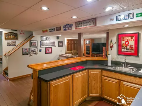 979 Tottenham, Monroe, MI 48161 photo 25