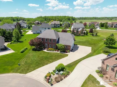 979 Tottenham, Monroe, MI 48161