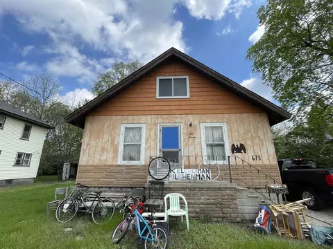 613 E Buttles, Midland, MI 48640