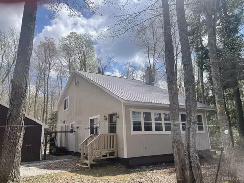 17007 Nevins Lake Road, Shingleton, MI 49884