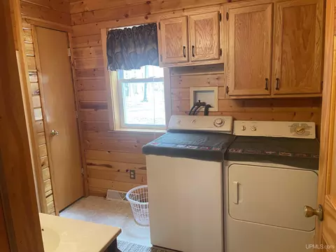 17007 Nevins Lake Road, Shingleton, MI 49884 photo 13