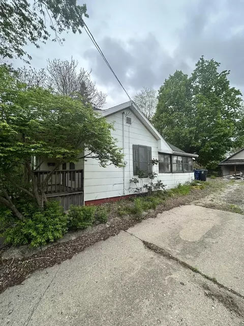 Other - 715 Avon, Flint, MI 48503 photo 3 of 4
