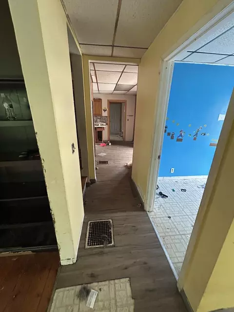 Entry Way - 715 Avon, Flint, MI 48503 photo 2 of 3