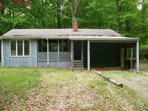 5300 State, Hillsdale, MI 49242