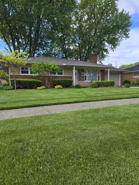 20848 Lakeland, Saint Clair Shores, MI 48081