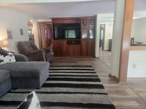 Living - 3775 N Hemlock, Hemlock, MI 48626 photo 1 of 1