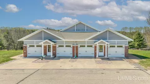 430 River Pointe #117B, Kingsford, MI 49802