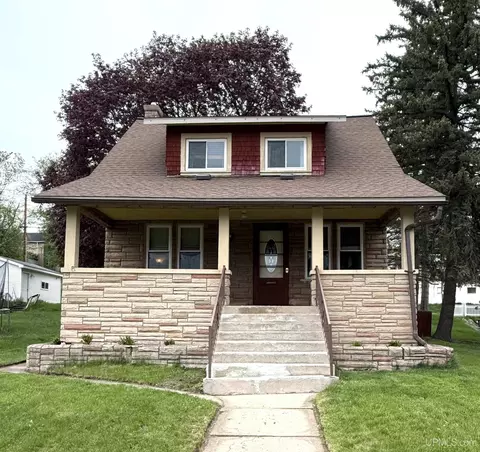 404 W Ludington, Iron Mountain, MI 49801