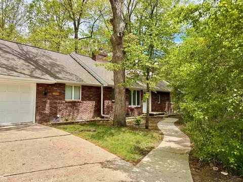 4830 N Arboretum, Saginaw, MI 48638