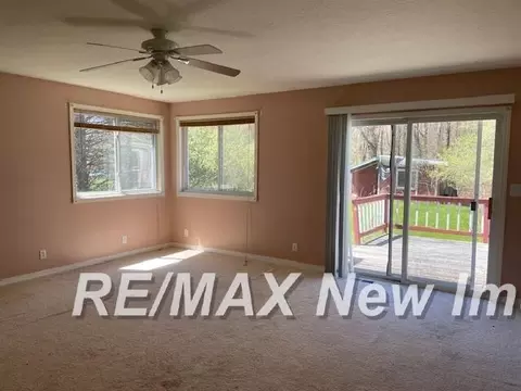 Living - 1944 S M 18, Gladwin, MI 48624 photo 2 of 3
