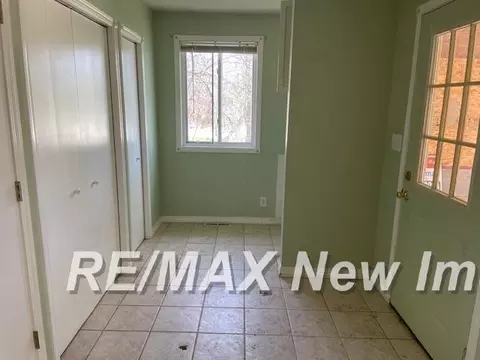 Entry Way - 1944 S M 18, Gladwin, MI 48624 photo 1 of 2