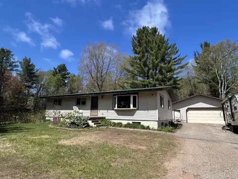 381 Mangum, Marquette, MI 49855