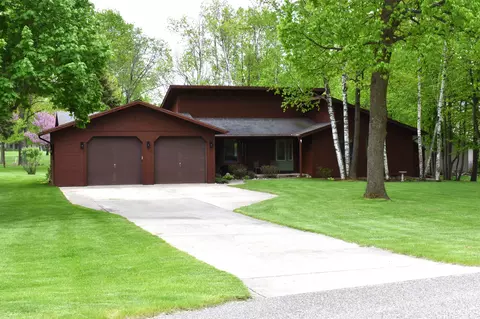 5730 Royal, Gladwin, MI 48624 photo 3