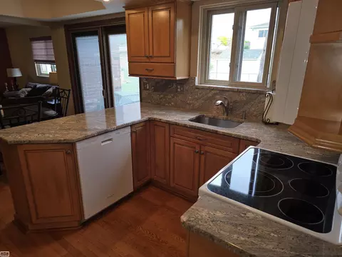 45984 Hollowoode, Macomb, MI 48044 photo 12