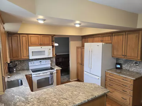 45984 Hollowoode, Macomb, MI 48044 photo 14