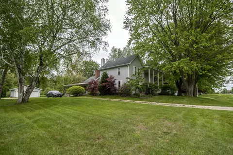 5377 E Vienna, Clio, MI 48420