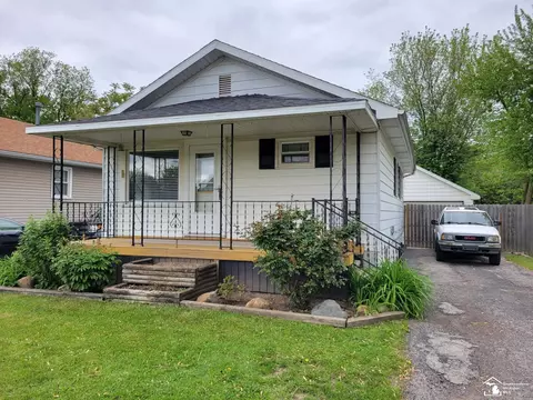 638 W 10th, Monroe, MI 48161