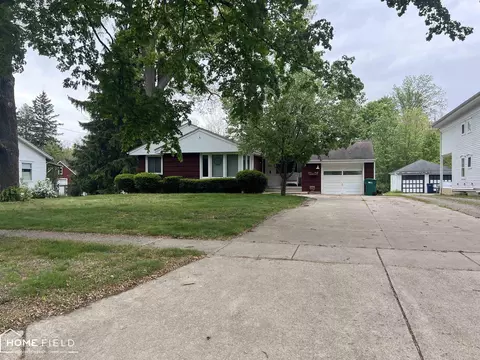 1300 N Washington, Owosso, MI 48867