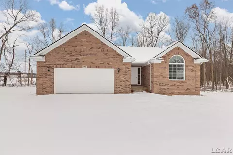796 War Bonnet, Tecumseh, MI 49286