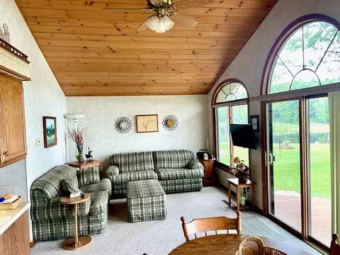 Living - 4686 Mohawk Trl, Gladwin, MI 48624 photo 2 of 2