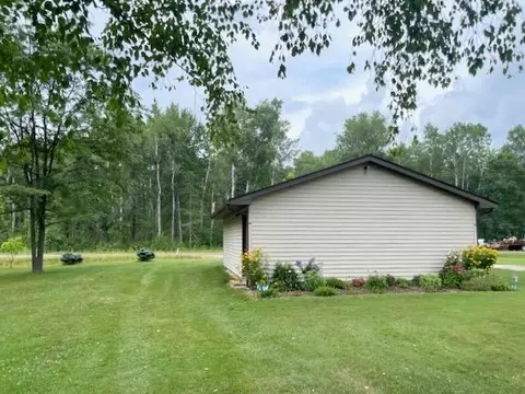 Exterior - 4686 Mohawk Trl, Gladwin, MI 48624 photo 6 of 9