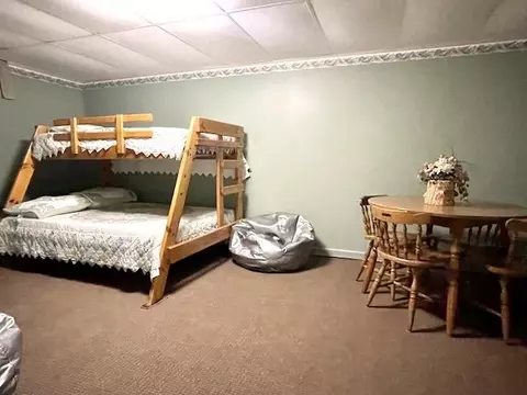 Bedroom - 4686 Mohawk Trl, Gladwin, MI 48624 photo 9 of 10