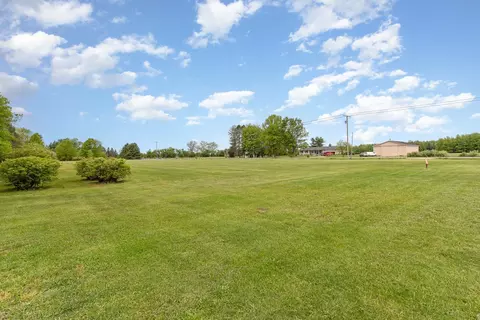 V/l Roosevelt, Hemlock, MI 48626 photo 6