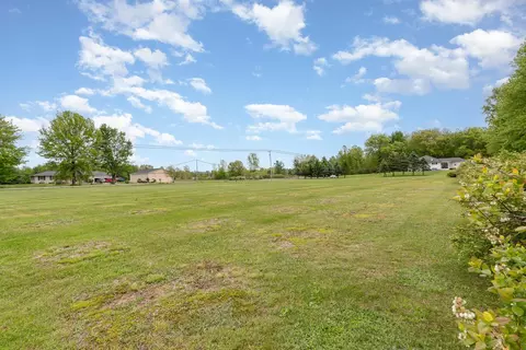 V/l Roosevelt, Hemlock, MI 48626 photo 5