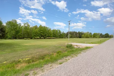V/l Roosevelt, Hemlock, MI 48626 photo 7