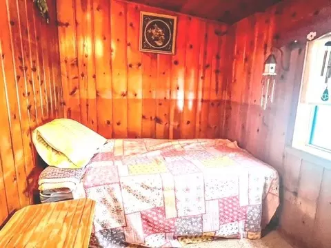Bedroom - 6550 N N Rdg, Harrison, MI 48625 photo 5 of 5