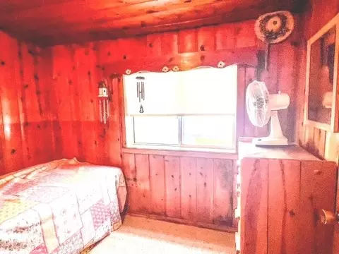 Bedroom - 6550 N N Rdg, Harrison, MI 48625 photo 4 of 5