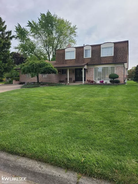 39378 Aynesley, Clinton Township, MI 48038