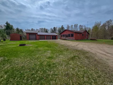 16477 Cc25, Wetmore, MI 49895